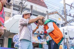 BIB: 5017
                            <button type="button" onclick="openModal(21773309)" class="btn btn-primary btn-sm float-right btn-popup" data-toggle="modal" data-target=".modal-high-quality">
                        <i class="fas fa-shopping-cart"></i> Add to Cart
                    </button>
                                            <button type="button" onclick="isThisMe(21773309, true)" class="btn btn-success btn-sm float-right btn-popup btn-isme hidden" data-toggle="tooltip" data-placement="bottom" title="นี่คือรูปของคุณใช่ไหม คลิกที่นี่เพื่อเอาเข้าอัลบั้ม">
                        <i class="fas fa-plus"></i> Add to album
                    </button>
                    <button type="button" onclick="isThisMe(21773309, false)" class="btn btn-warning btn-sm float-right btn-popup btn-isnotme hidden">
                        <i class="fas fa-ban"></i> Remove from album
                    </button>